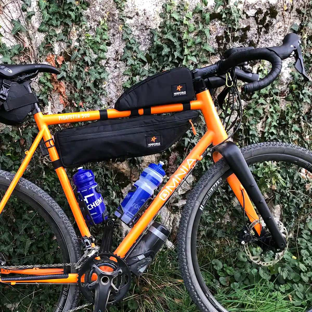 borsa-telaio-gravel-538mvz.webp Bikepaking: perché scegliere una borsa da telaio - immagine 1