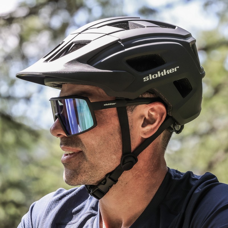 casco-bici-con-visiera-236drd-1.jpg Casco bici per alte performance Onlineshop slokker ufficiale - immagine 1