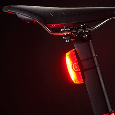 luce-posteriore-mtb-947sgh-1.jpg FANALE POST. CON SENSORE DI MOVIMENTO RAPID X 2 KINETIC CATEYE - immagine 1