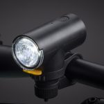 Luce per bicicletta nel test: Decathlon FL510 Quelli economici Velomotion