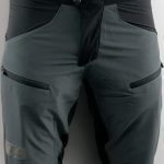 TLA THABOR Pantaloncini MTB Enduro e Trekking, Elasticizzati, Traspiranti Unisex per Uomo e Donna, Abbigliamento Ciclismo e Outdoor, Pantaloni Ciclismo, Short Bici Escursionismo. : Amazon.it: Moda