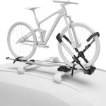 Thule Upride Portabici Montato Sul Tetto Con Aggancio A Ruota Nero/alluminio Black/aluminum, One Size : Amazon.it: Auto e Moto