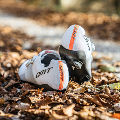 scarpe-bici-dmt-074kqt-1.jpg DMT Cycling: Scarpe ciclismo da corsa, Gravel, MTB e Triathlon - immagine 1