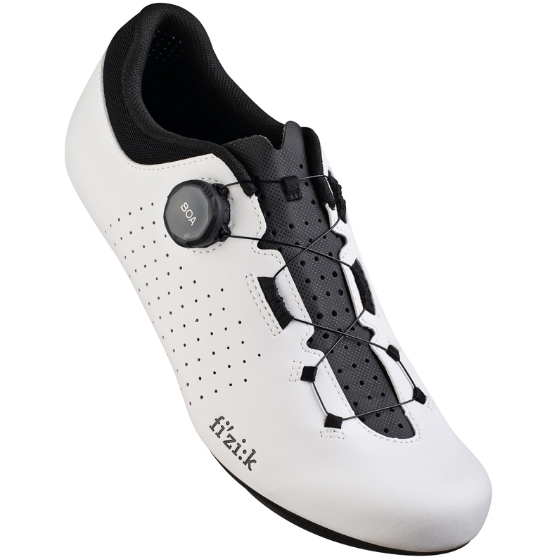 scarpe-ciclismo-fizik-068sox-1.jpg Fizik Vento Omna Scarpe per bici da corsa bianco/nero | BIKE24 - immagine 1