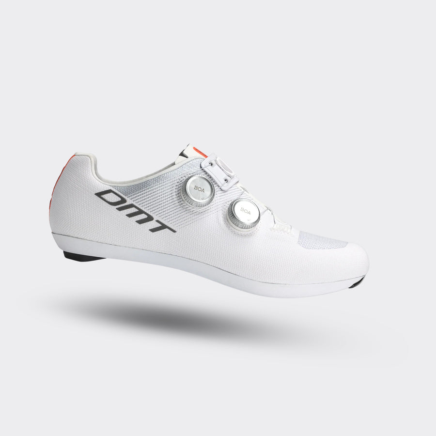 scarpe-dmt-in-offerta-793hoa-1.jpg Scarpe Ciclismo in Offerta: Promozioni, Sconti | DMT Cycling - immagine 1