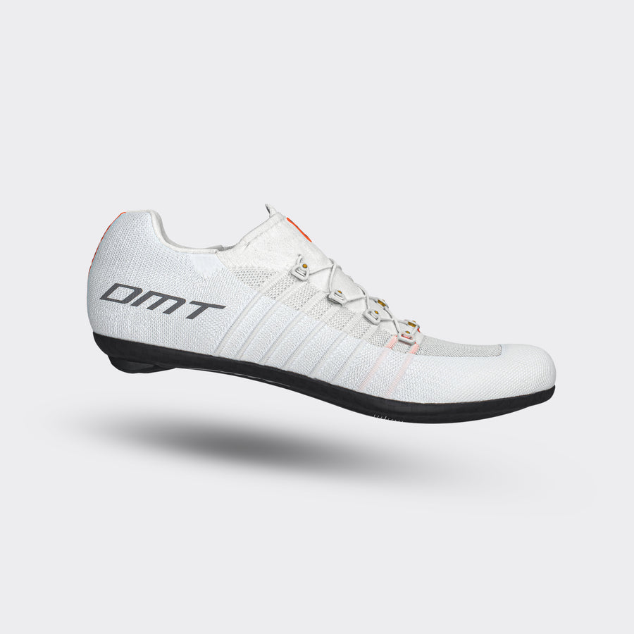 scarpe-dmt-in-offerta-822hzi-1.jpg Scarpe ciclismo da corsa e strada in carbonio DMT Cycling - immagine 1