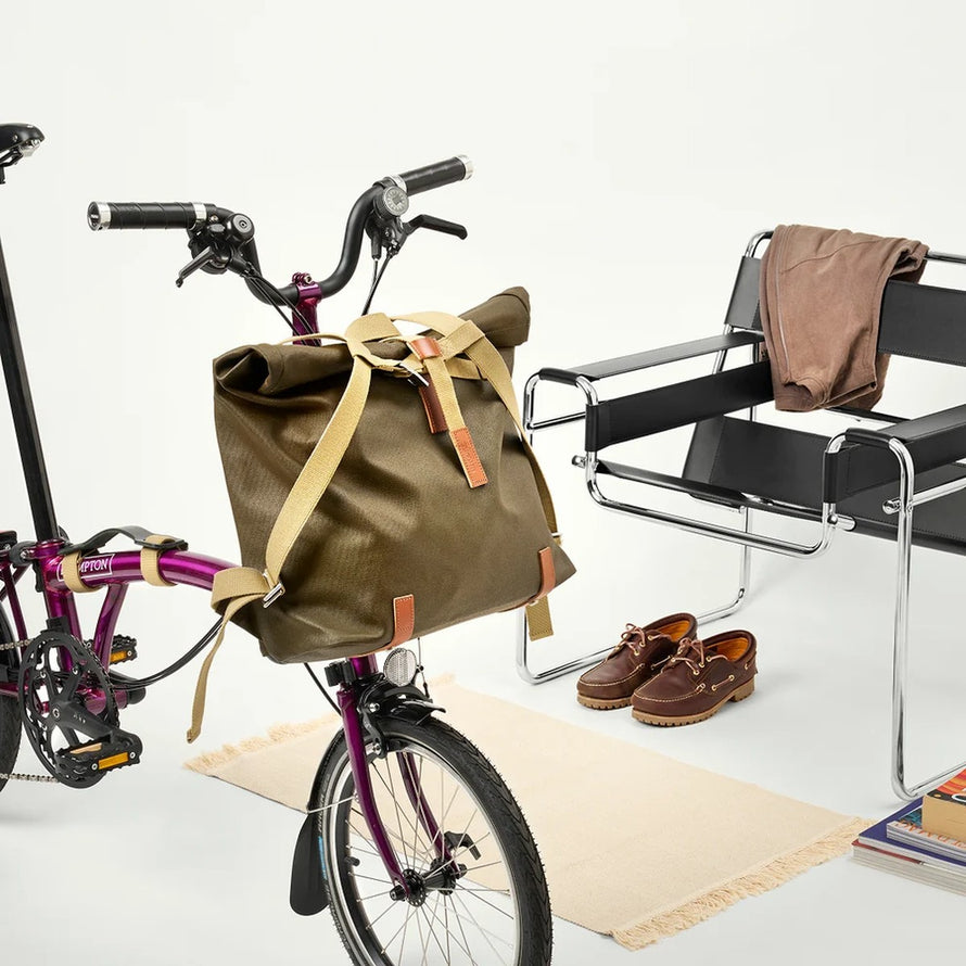 zaino-per-bici-473jjq-1.jpg Brooks Zaino convertibile in borsa anteriore Pickwick Porter per bicicletta pieghevole - immagine 1